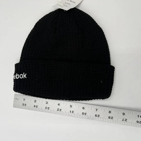 Reebok Boston Bruins Face Off Collection Beanie Hat Black NHL Hockey - Picture 4 of 6